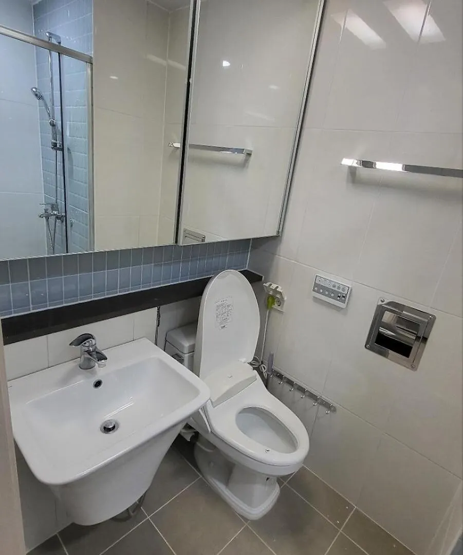 3123 Sinnonhyeon Seoul Apartment